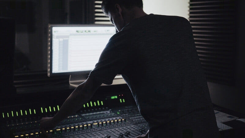 Beginner Music Production: Step-by-Step Guide to Start